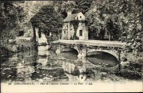 Ak Coulomniers Seine et Marne, Park des Alten Schlosses, Le Pont