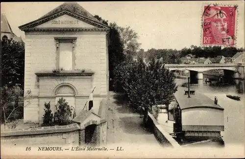 Ak Nemours Seine et Marne, Kindergarten