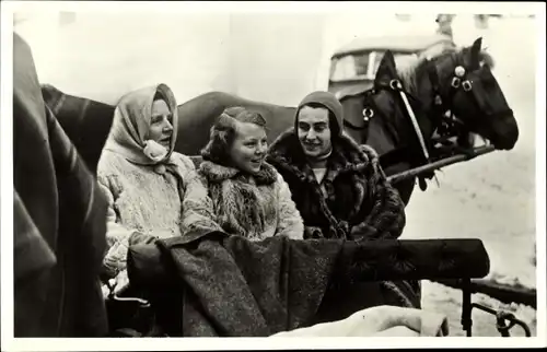 Ak Königin Juliana der Niederlande mit Tochter Beatrix, Sankt-Anton 1950