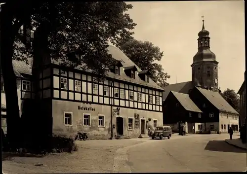 Ak Geising Altenberg im Erzgebirge, Ratskeller, Kirchturm, Fachwerkhaus