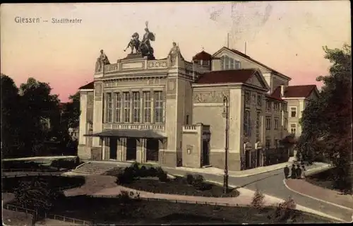 Ak Gießen an der Lahn Hessen, Stadttheater, Außenansicht