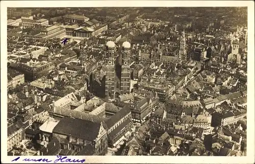 Ak München Bayern, Fliegeraufnahme der Stadt, Frauenkirche