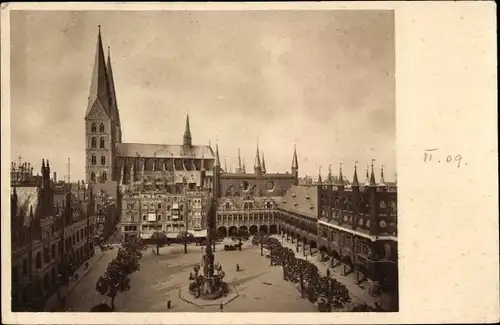 Ak Hansestadt Lübeck, Marktplatz, Rathaus, Marienkirche, Brunnen