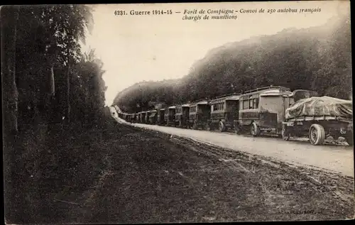 Ak Compiègne Oise, Convoi de 250 autobus francais charges de munitions