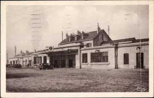 Ak Compiègne Oise, La Gare