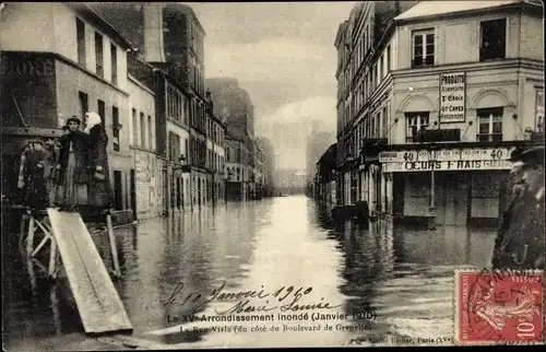 Postkarte Paris XV Vaugirard, Rue Viala, Überschwemmung der Seine Januar 1910