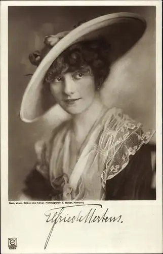Ak Schauspielerin? Elfriede Mertens, Portrait, Hut, Autogramm