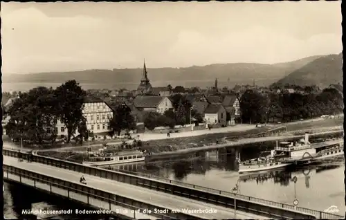 Ak Bodenwerder an der Weser, Ortsansicht, Weserbrücke, Schiff