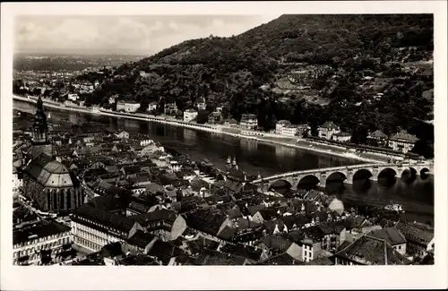 Ak Heidelberg am Neckar, Alte Neckarbrücke, Hl.-Geist-Kirche