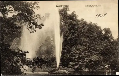 Ak Karlsruhe in Baden, Schlossgartensee, Wasserfontäne