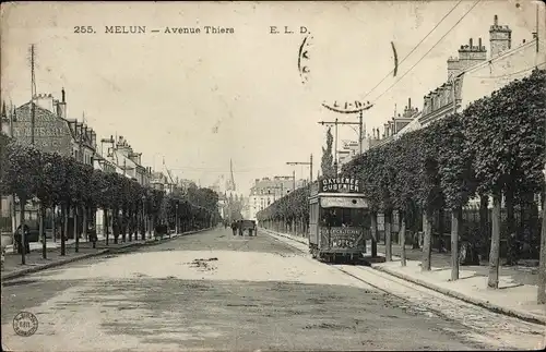 Ak Melun Seine et Marne, Avenue Thiers, Straßenbahn