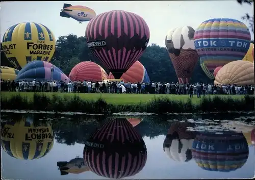 Ak Barneveld Gelderland, Heißluftballons am Boden, Zeppelin