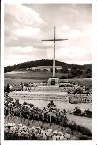 Ak Heinebach Alheim in Hessen, Mahnmal Brommesberg