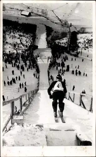 Foto Ak Skispringen, Sprungschanze, Zuschauer