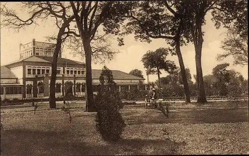 Ak Lubumbashi Elisabethville DR Kongo Zaire, Krankenhaus, Park