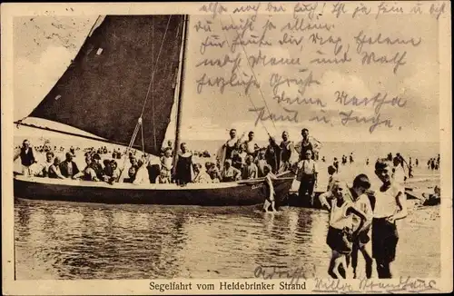 Ak Międzywodzie Heidebrink Dziwnów Dievenow Insel Wollin Pommern, Segelboot am Strand, Kinder