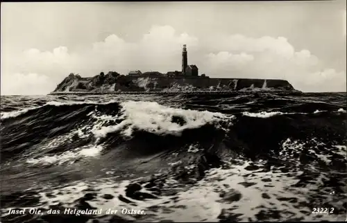 Ak Insel Oie, Gesamtansicht, Leuchtturm