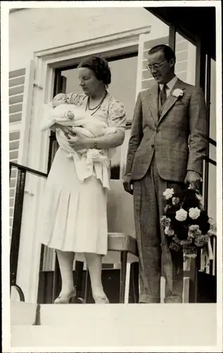 Foto Ak Juliana der Niederlande mit Tochter, Prinz Bernhard