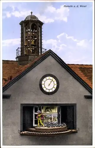 Ak Hameln, Glockenspiel am Rathaus, Rattenfänger-Kunstuhr, Auszug der Ratten