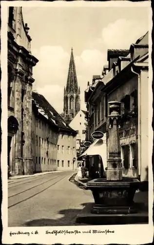 Ak Freiburg im Breisgau, Straße, Münster