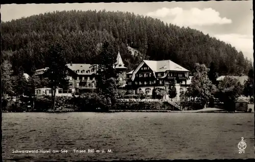 Ak Titisee Neustadt im Breisgau Hochschwarzwald, Schwarzwald-Hotel am See