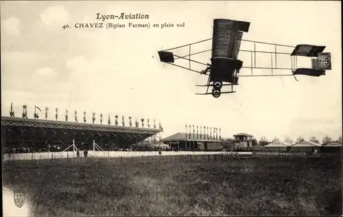 Ak Lyon Aviation, Chavez, Farman Doppeldecker im Vollflug