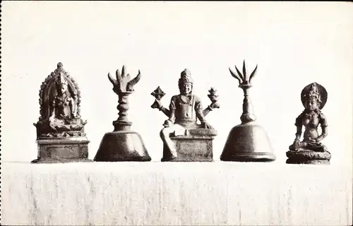 Ak Bronzestatuen und bronzene Priestermuscheln aus hinduistischer Zeit, Padmapani, Vishnu, C.Tara