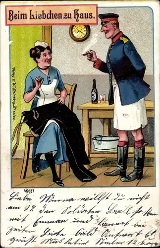 Litho Beim Liebchen zu Haus, Soldat, Frau näht die Uniformhose