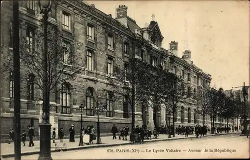 Ak Paris XI., Lycée Voltaire, Avenue de la République