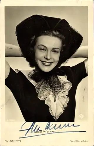 Ak Schauspielerin Ilse Werner, Portrait, Hut, Autogramm