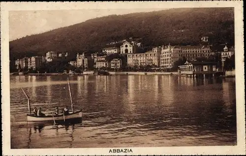 Ak Opatija Abbazia Kroatien, Teilansicht vom Meer aus