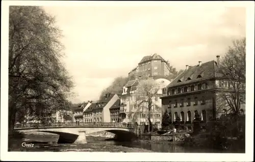 Ak Greiz im Vogtland, Uferpartie, Brücke