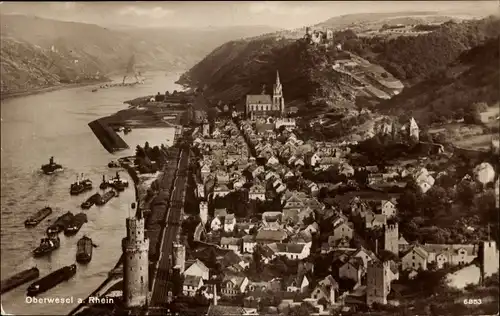 Ak Oberwesel am Rhein, Ortsansicht, Schiffe, Ochsenturm, Liebfrauenkirche, Schönburg