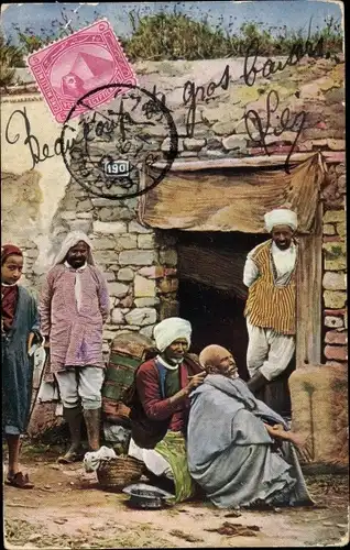 Ak Herumziehender Barbier, Männer in traditioneller Kleidung