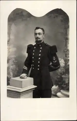 Foto Ak Grenoble Isère, Französischer Seemann in Uniform