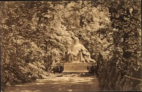 Ak Hamburg, Gartenbau Ausstellung Altona Mai - Oktober 1914, Abt. für Friedhofkunst, Mutter Erde