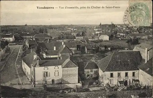 Ak Vendeuvre-surbarse, Übersicht, aufgenommen vom Glockenturm von Saint Pierre