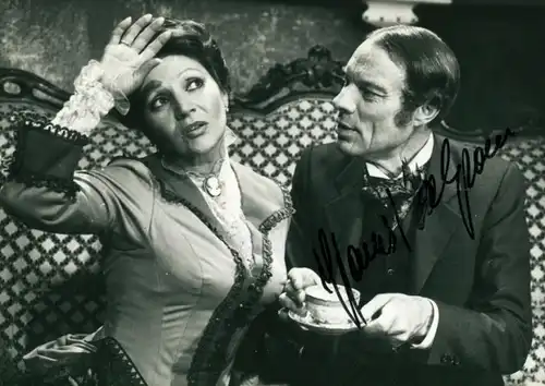 Foto Schauspieler Thomas Holtzmann mit Louise Martini, Filmszene, Autogramm