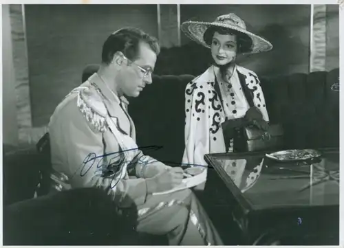 Foto Schauspieler O. W. Fischer mit Gretl Schörg, Filmszene, Autogramm