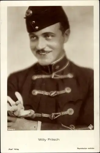 Ak Schauspieler Willy Fritsch, Ross Verlag 4005/1, Portrait in Uniform