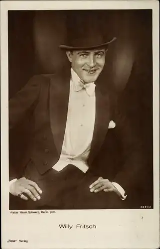 Ak Schauspieler Willy Fritsch, Portrait, Zylinder, Frack