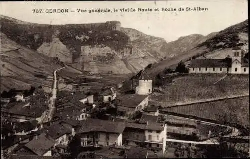 Ak Cerdon-Ain, Gesamtansicht, die alte Straße und Roche de Saint-Alban