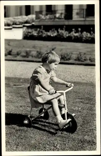 Ak Prinzessin Margriet, Dreirad, Niederländisches Königshaus, Soestdijk 1951