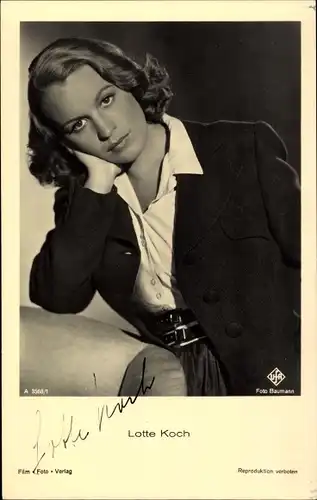 Ak Schauspielerin Lotte Koch, Portrait, Ufa Film, Autogramm