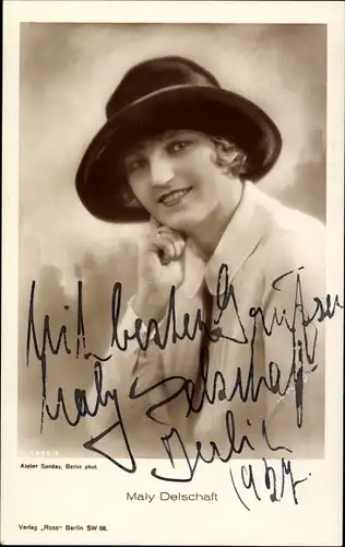 Ak Schauspielerin Maly Delschaft, Portrait, Hut, Autogramm