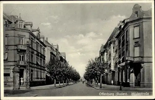 Ak Offenburg in Baden Schwarzwald, Hildastraße, Litfaßsäule, Geschäfte