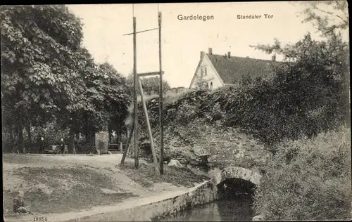 Ak Gardelegen in der Altmark, Stendaler Tor