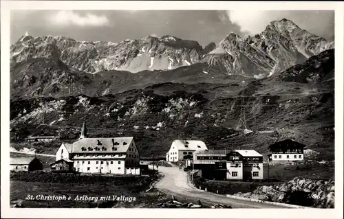 Ak St Christoph am Arlberg Tirol, Teilansicht mit Valluga