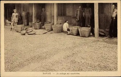 Ak Banam Vietnam, Le séchage des cacahuètes, des habitants