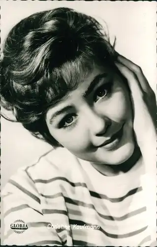 Ak Schauspielerin Christine Kaufmann, Portrait, Film Alle lieben Peter